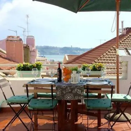 Art-deco In Belem Apartment *