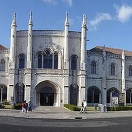 Art-deco In Belem Apartment